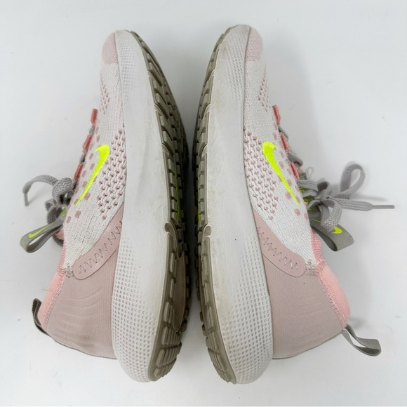 Nike React Escape Run Flyknit Sail Pink Running - Picture 6 of 8